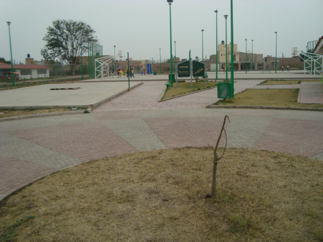 UNIDAD DEPORTIVA HÉROES NACIONALES