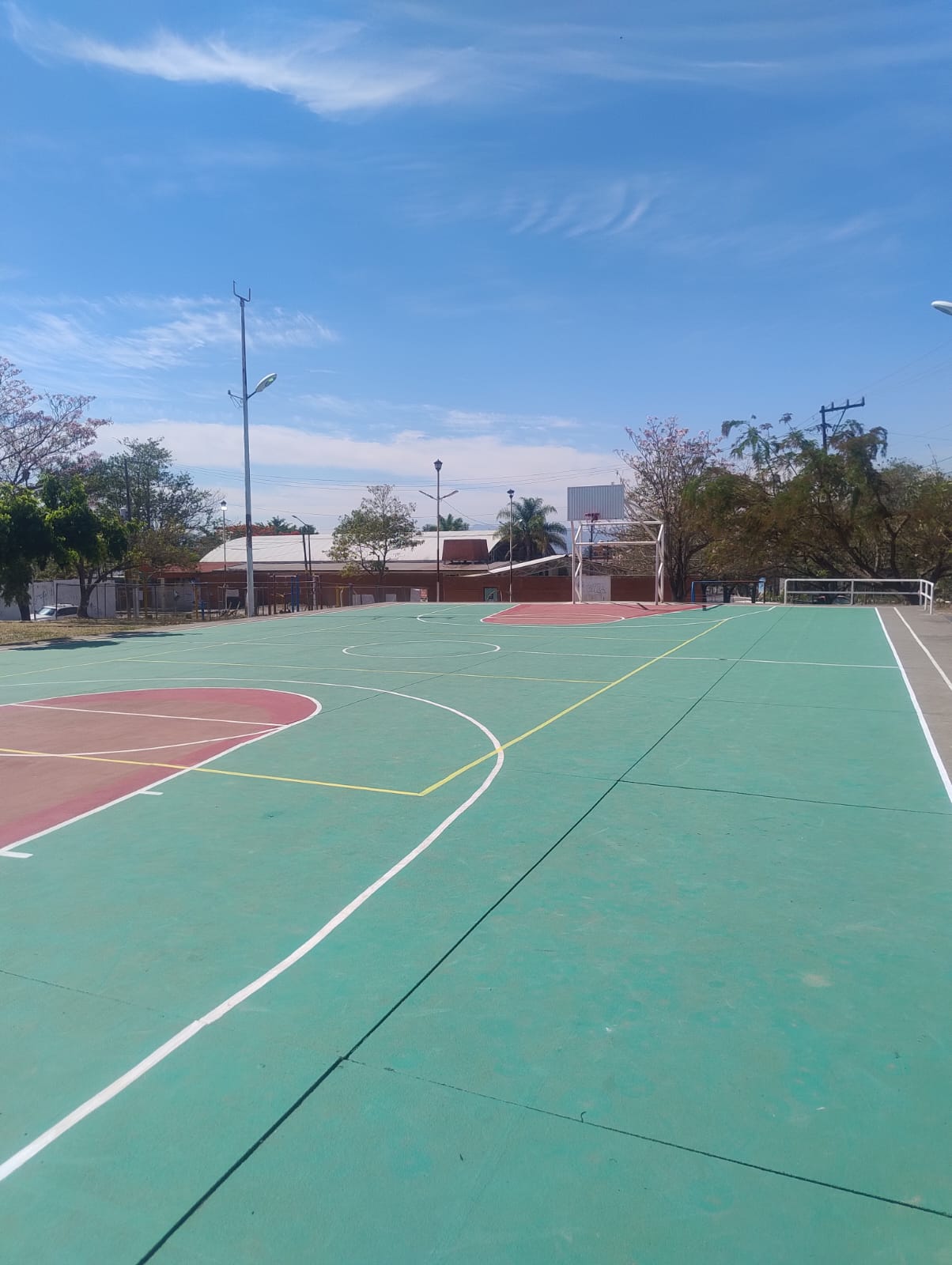 CANCHA DE USOS MÚLTIPLES - VILLAS DE LA CANTERA