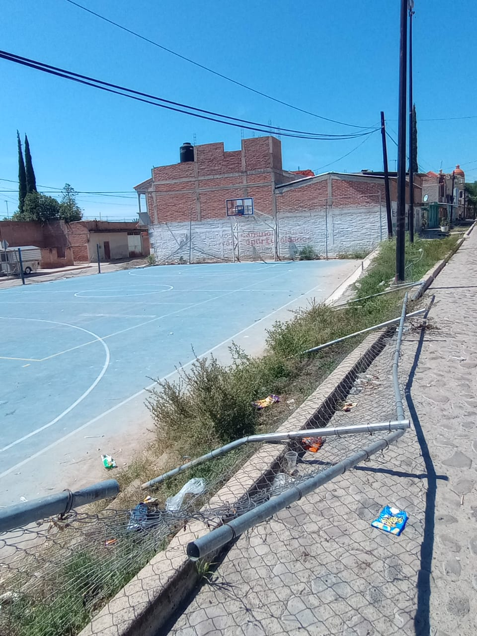CANCHA DE USOS MÚLTIPLES DEL PARQUE RECREATIVO DEPORTIVO CALLE 6