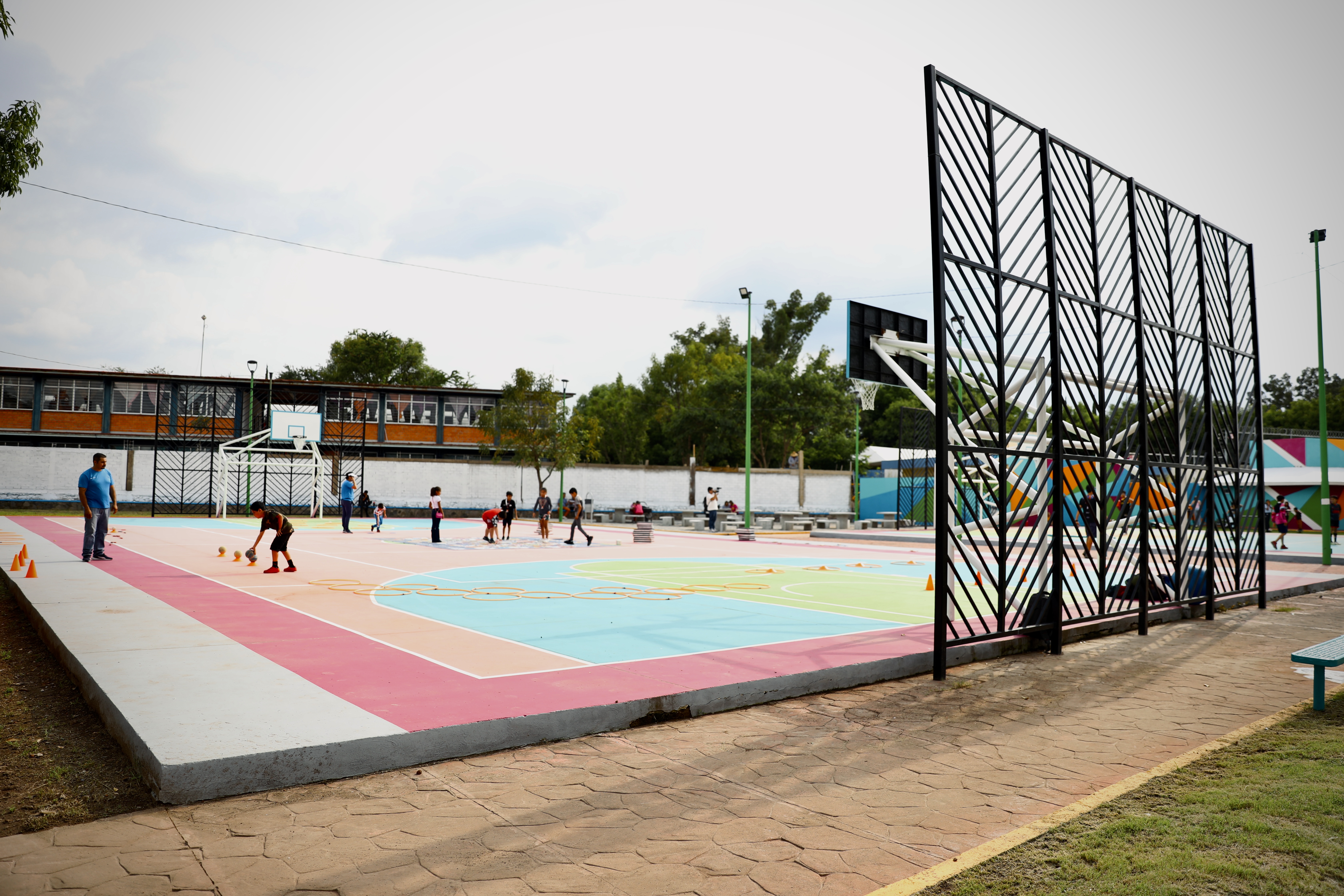 UNIDAD DEPORTIVA HÉROES NACIONALES