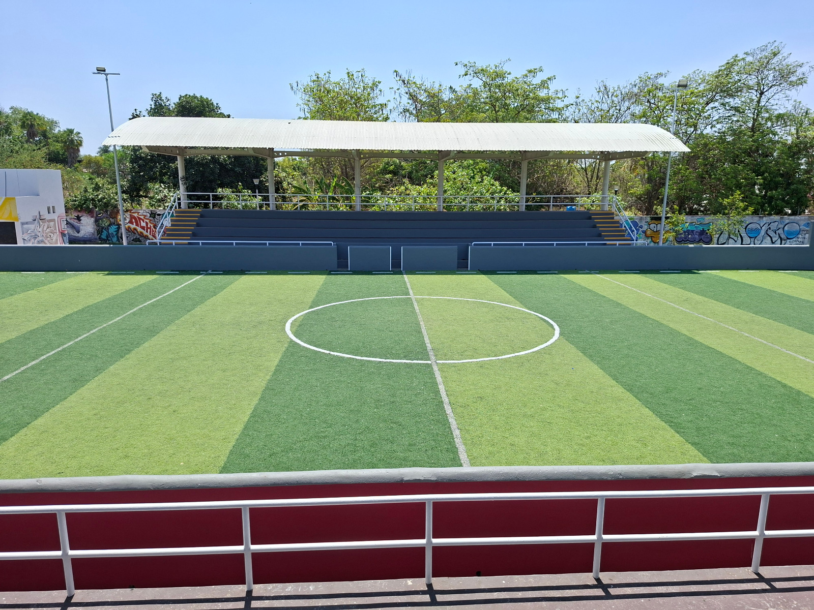 CANCHA DE FÚTBOL PIEDRA LISA