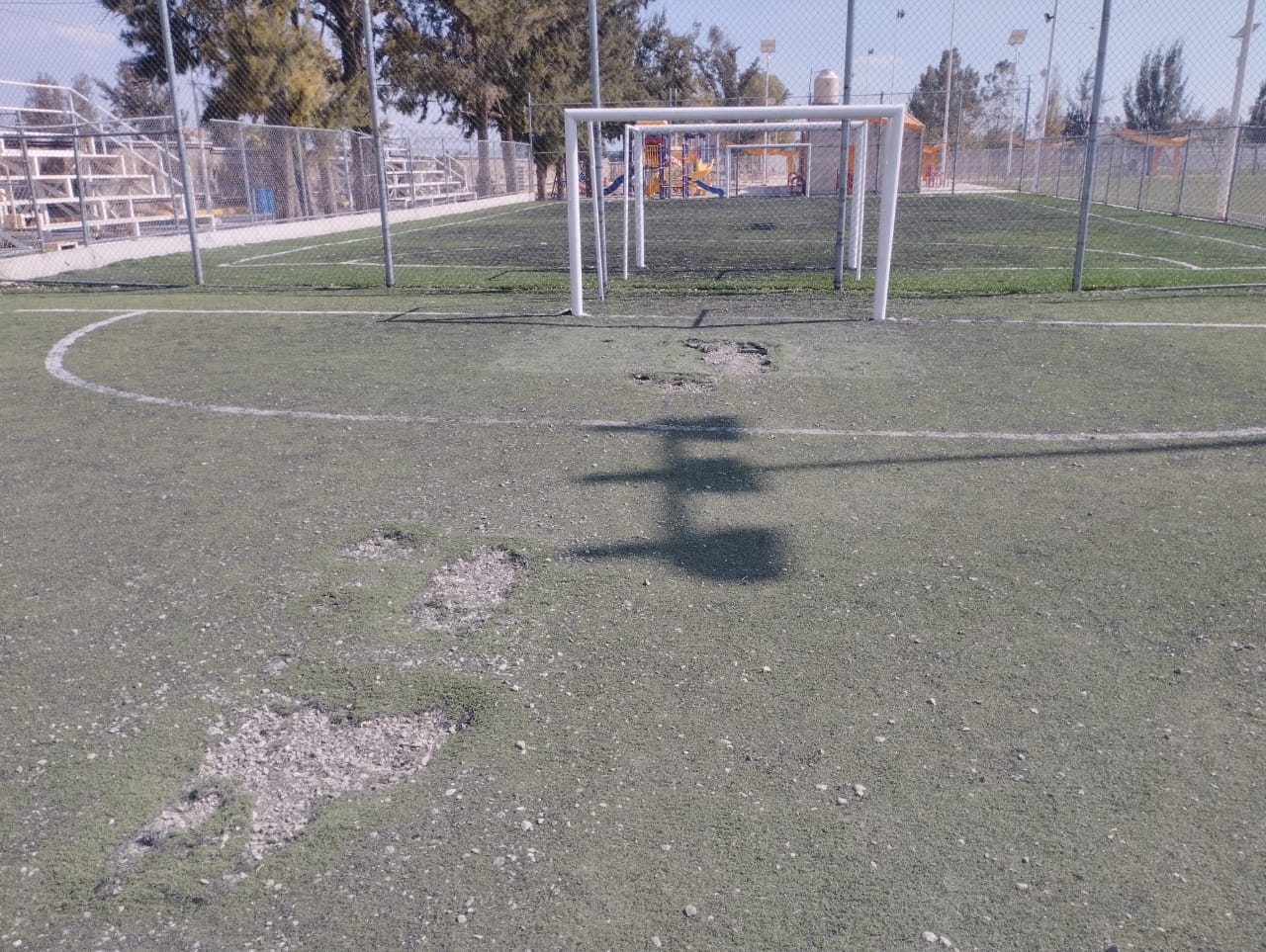 CANCHA DE FUTBOLITO EN UNIDAD DEPORTIVA DE PURÍSIMA DEL RINCÓN