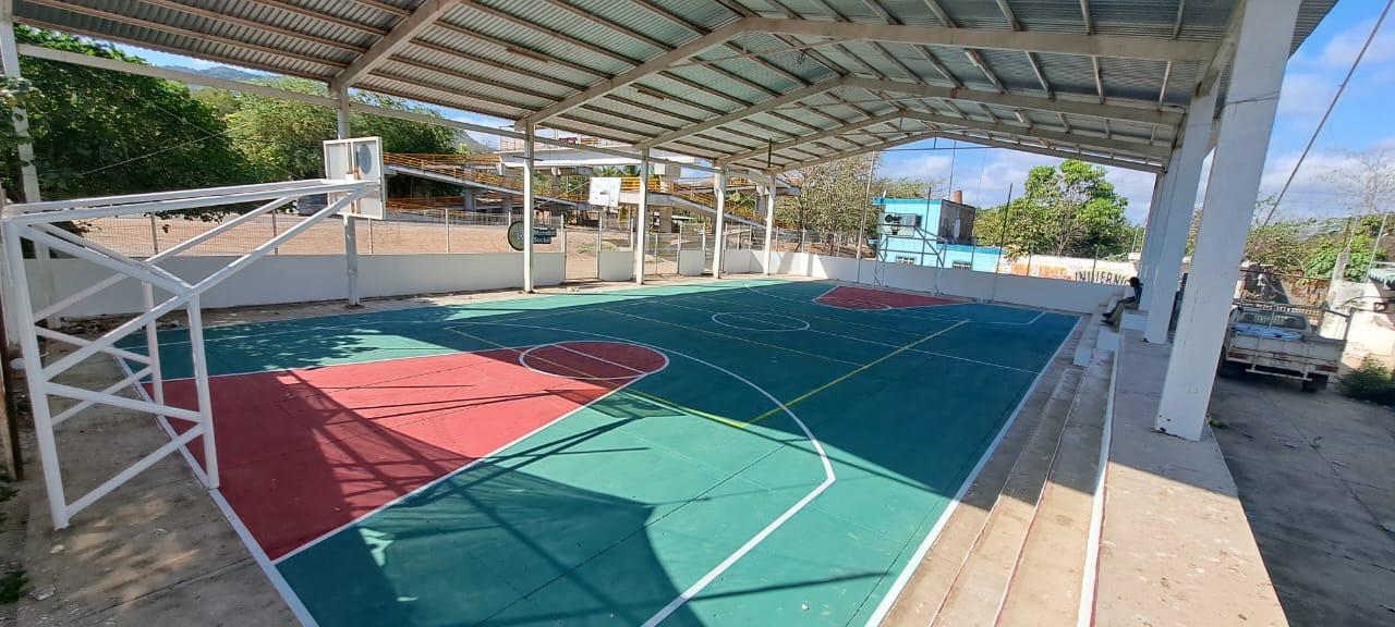 CANCHA DE USOS MÚLTIPLES - LAS PIEDRAS