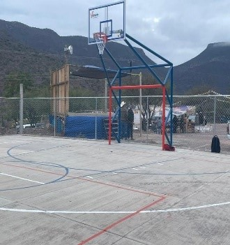 CANCHA DE USOS MÚLTIPLES EL REFUGIO