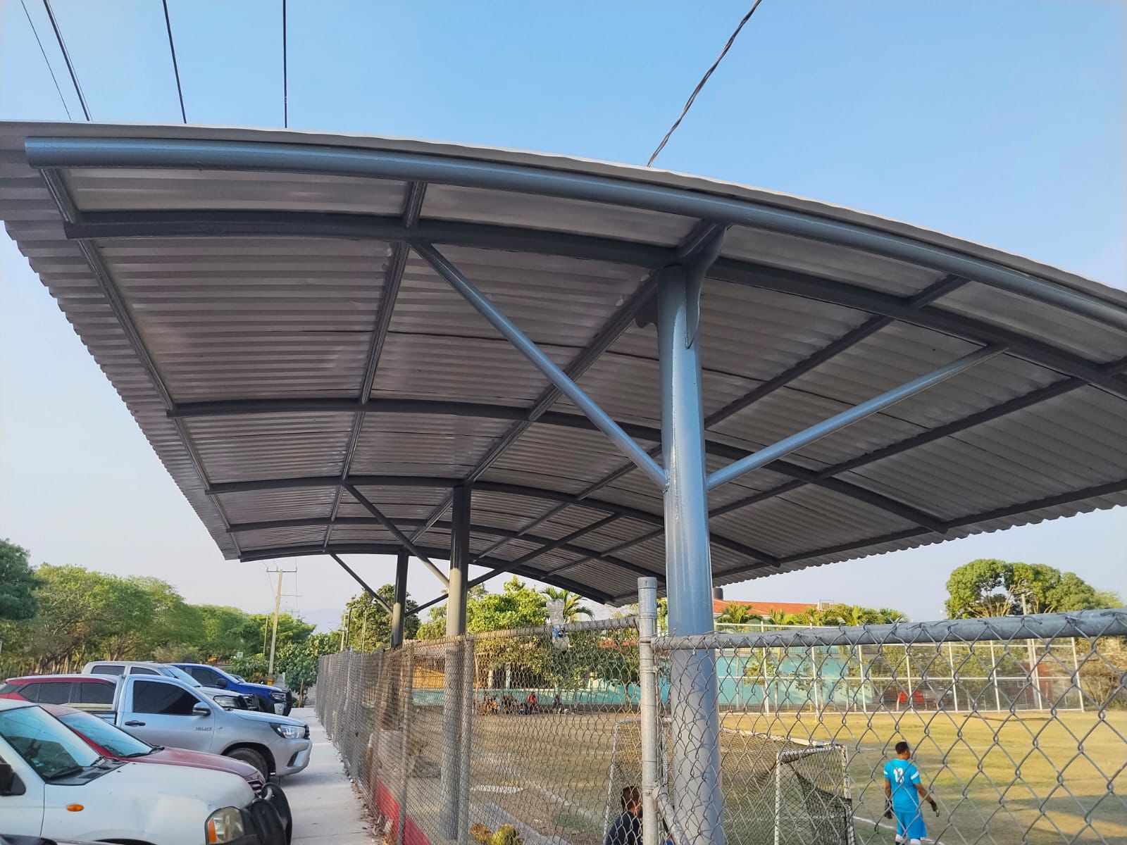 CAMPO DE FÚTBOL LA CURVA DE MORENO