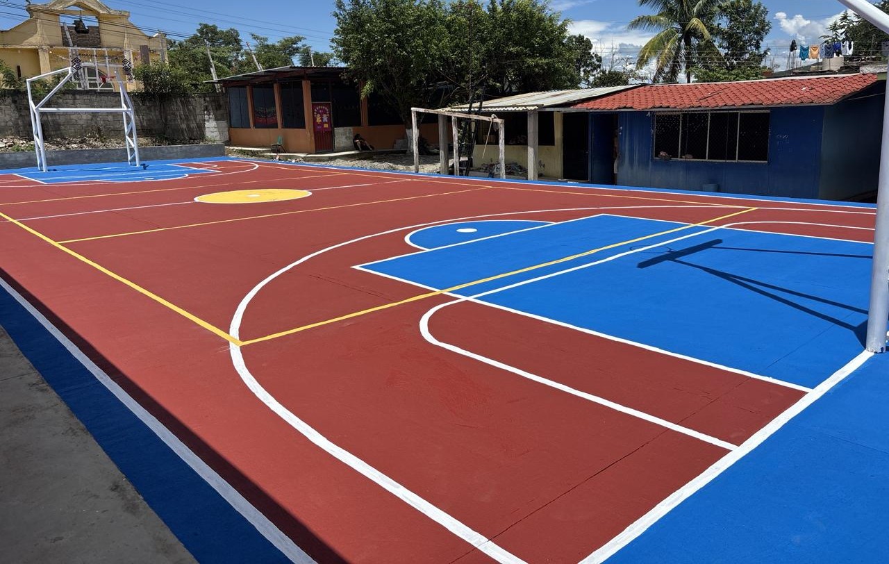 CANCHA DEPORTIVA ESCUELA PRIMARIA CUAUHTÉMOC