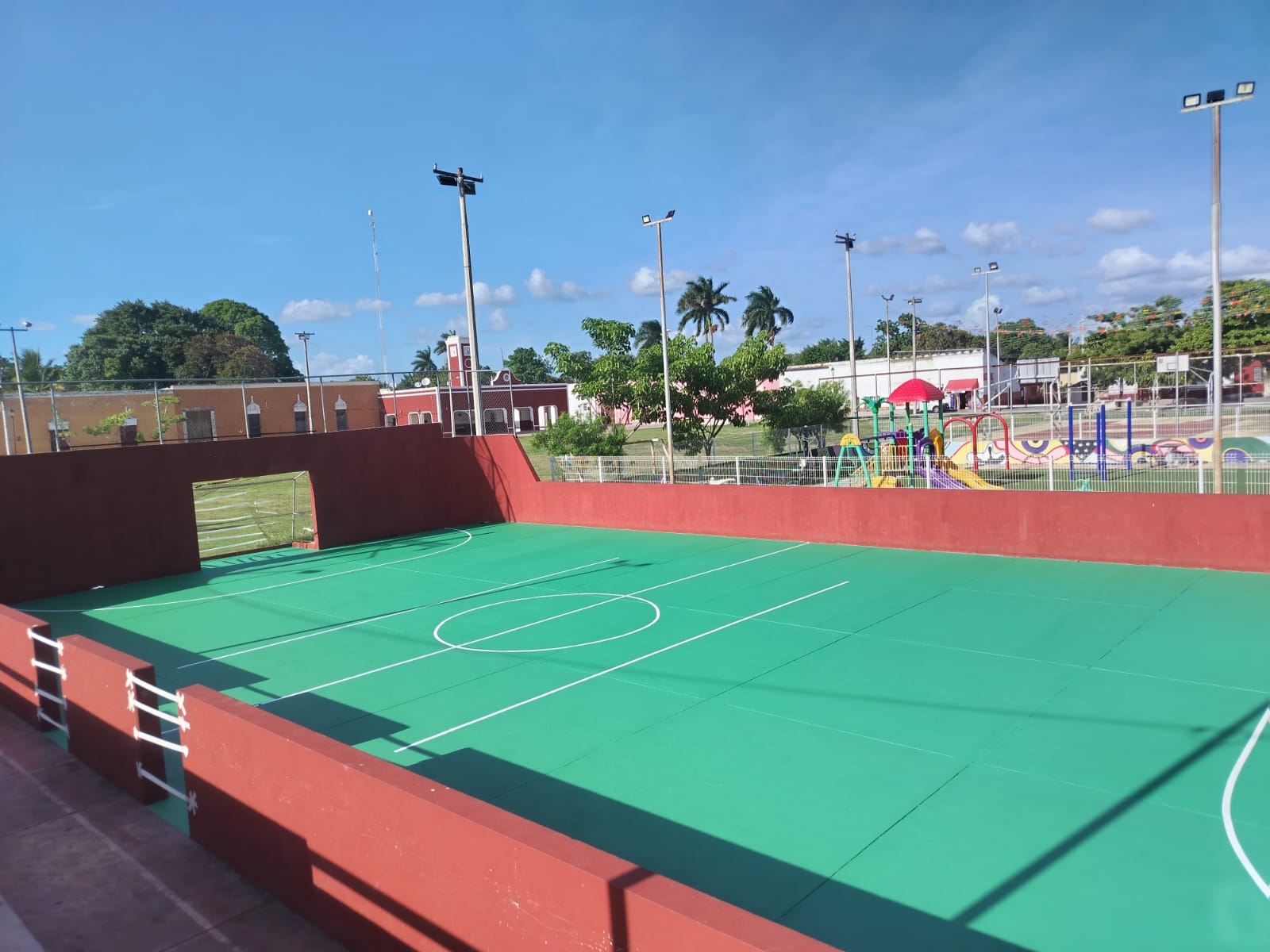 CANCHA MUNICIPIO TEPAKÁN