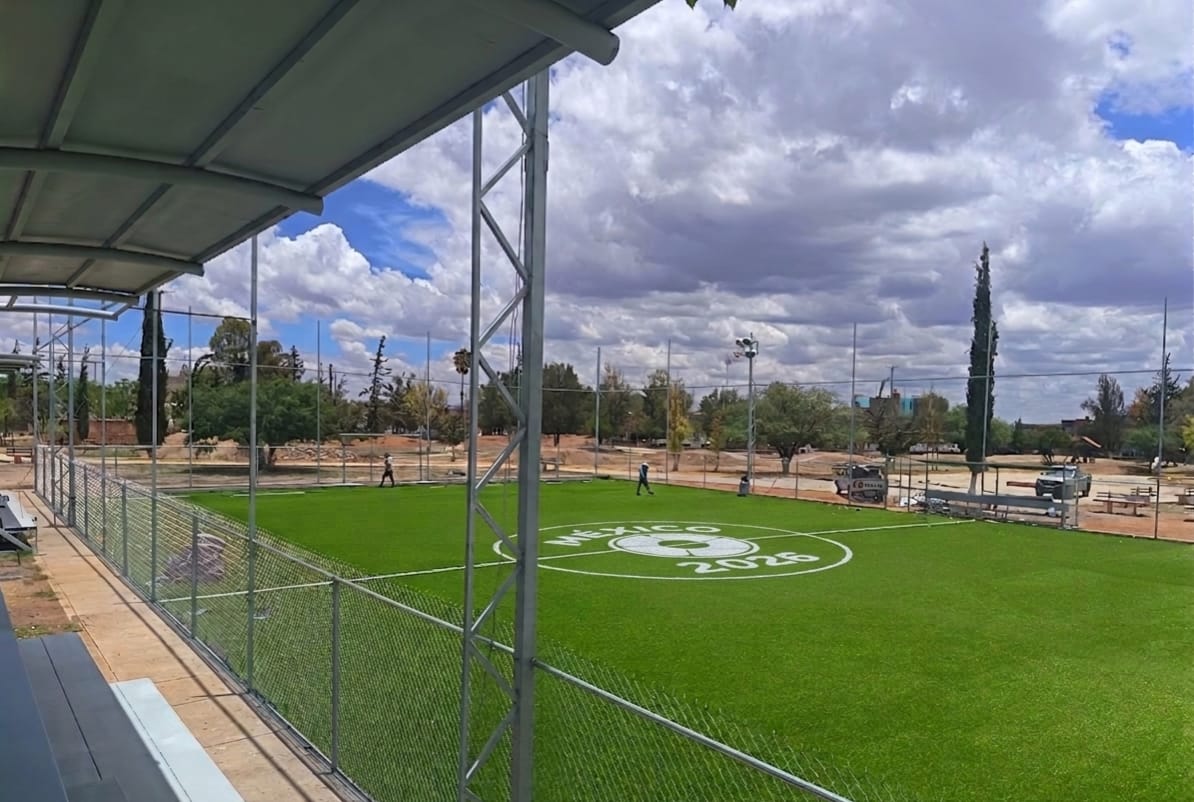 CANCHA EN UNIDAD DEPORTIVA FRANCISCO VILLA