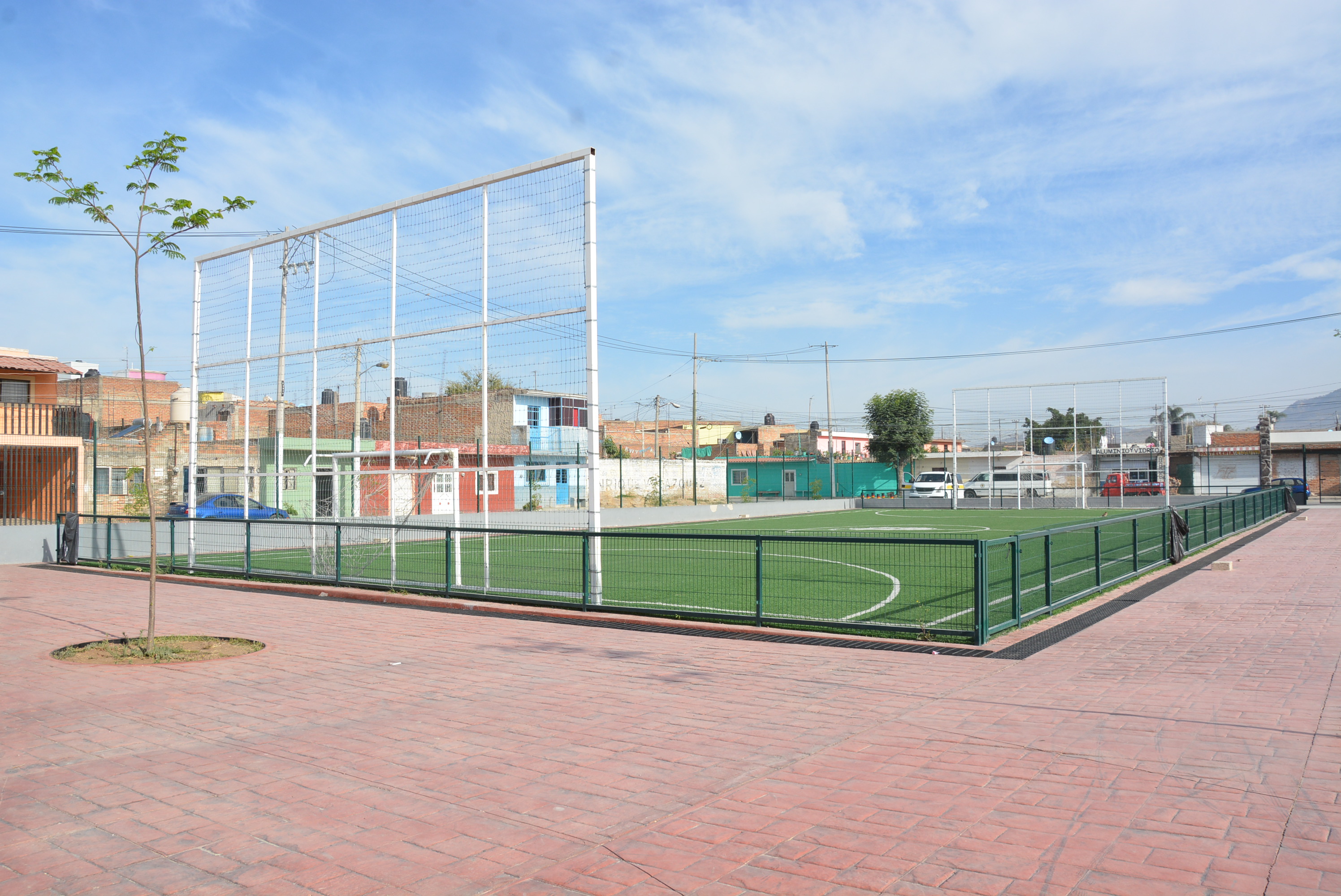 UNIDAD DEPORTIVA SANTA LUCÍA
