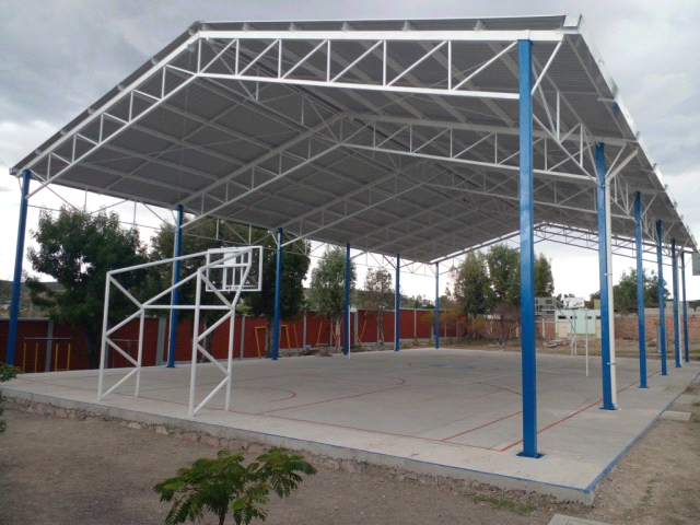 CANCHA DE USOS MÚLTIPLES EN LA PRIMARIA JUSTO SIERRA C.C.T. 11DPR0275R