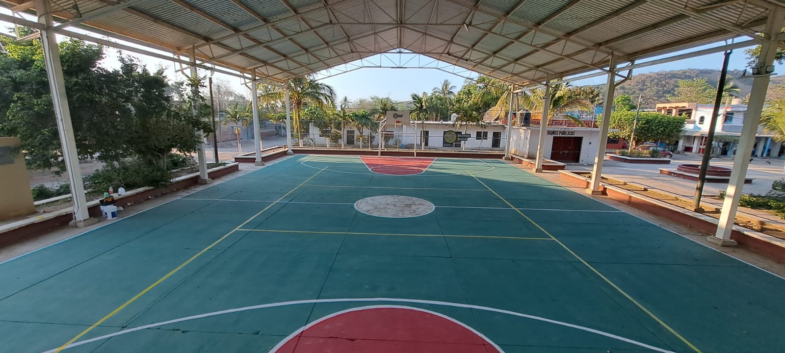 CANCHA DE USOS MÚLTIPLES - COMPOSTELA