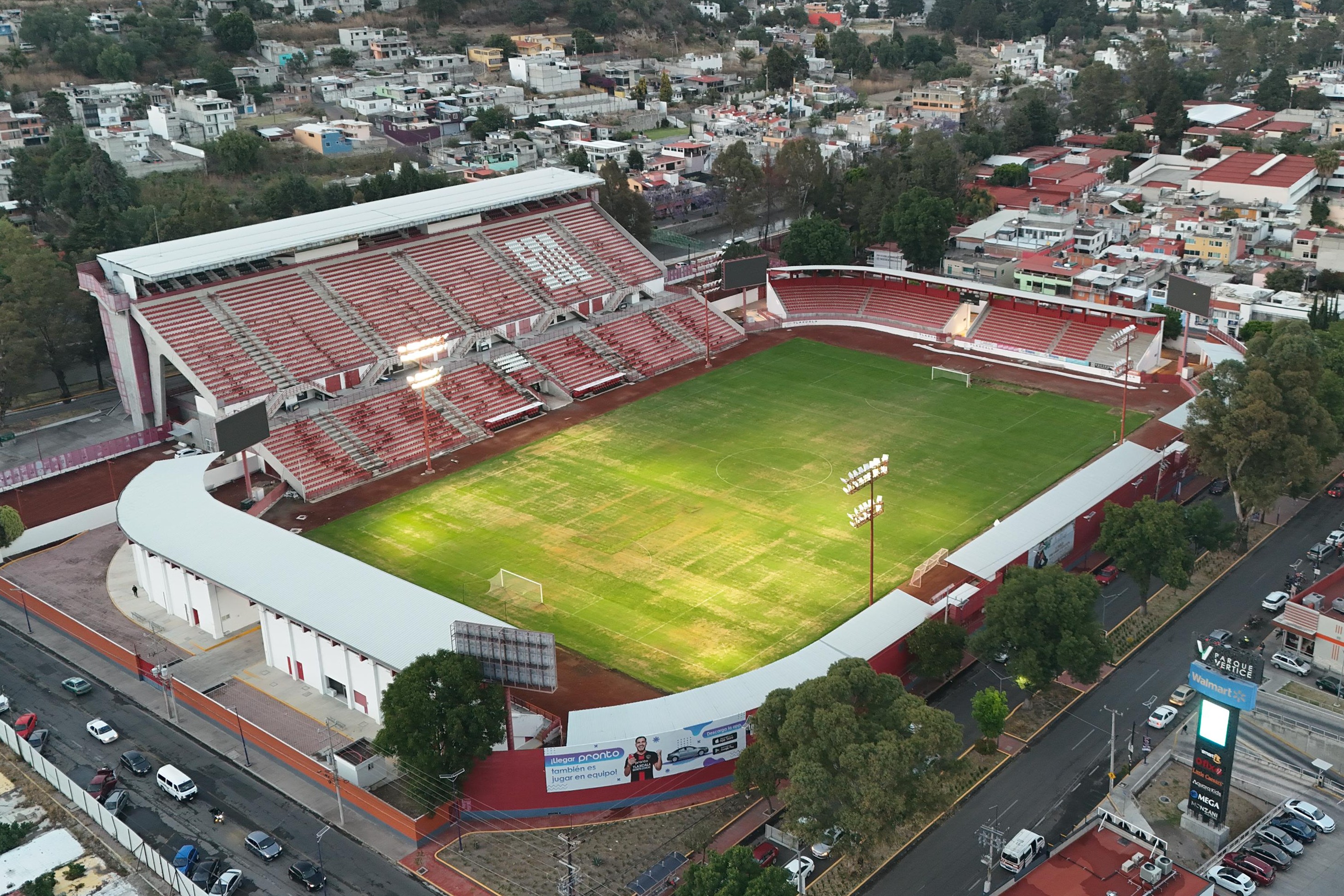 ESTADIO TLAHUICOLE