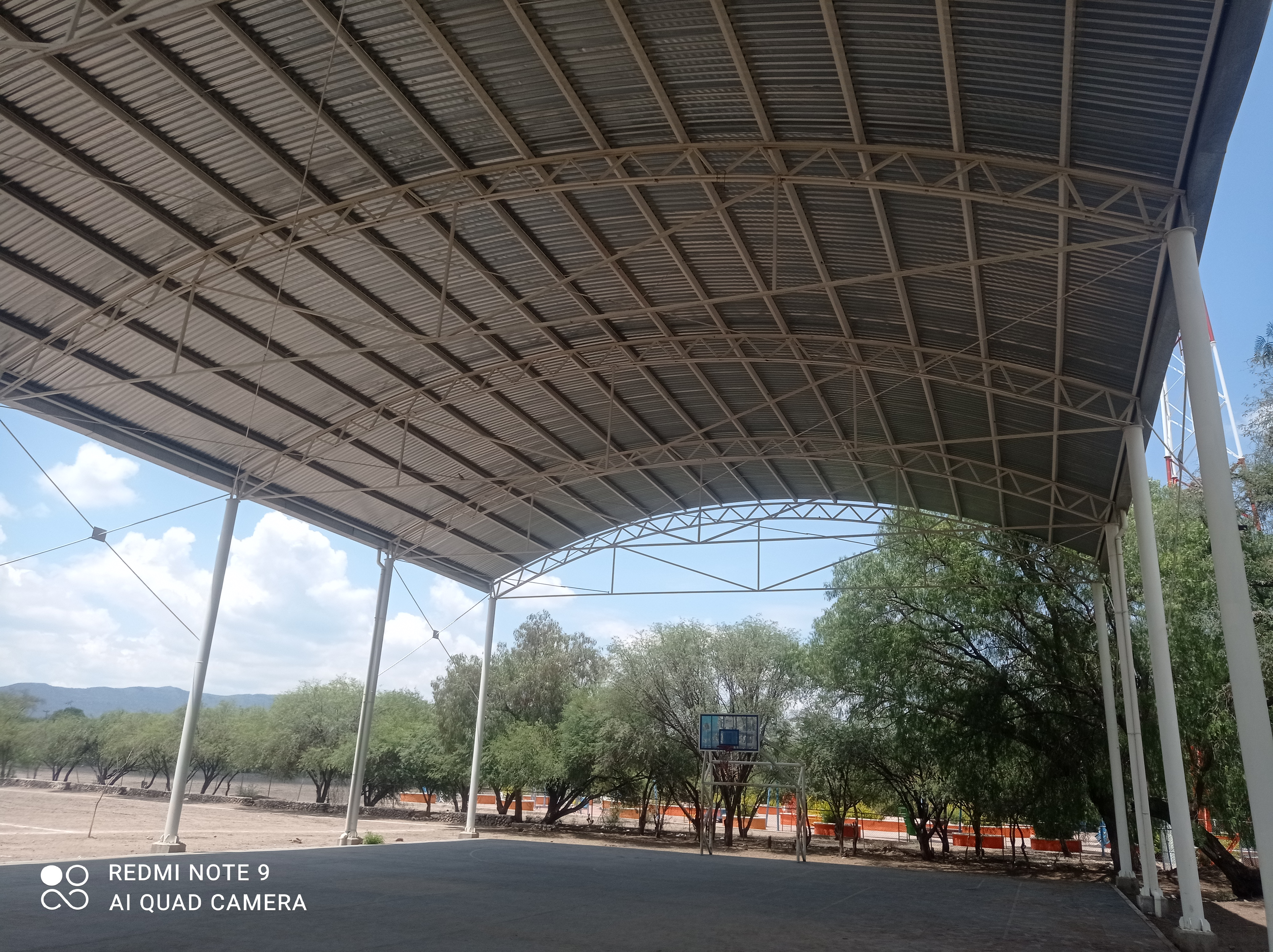 CANCHA DE USOS MÚLTIPLES LA CIENEGUILLA