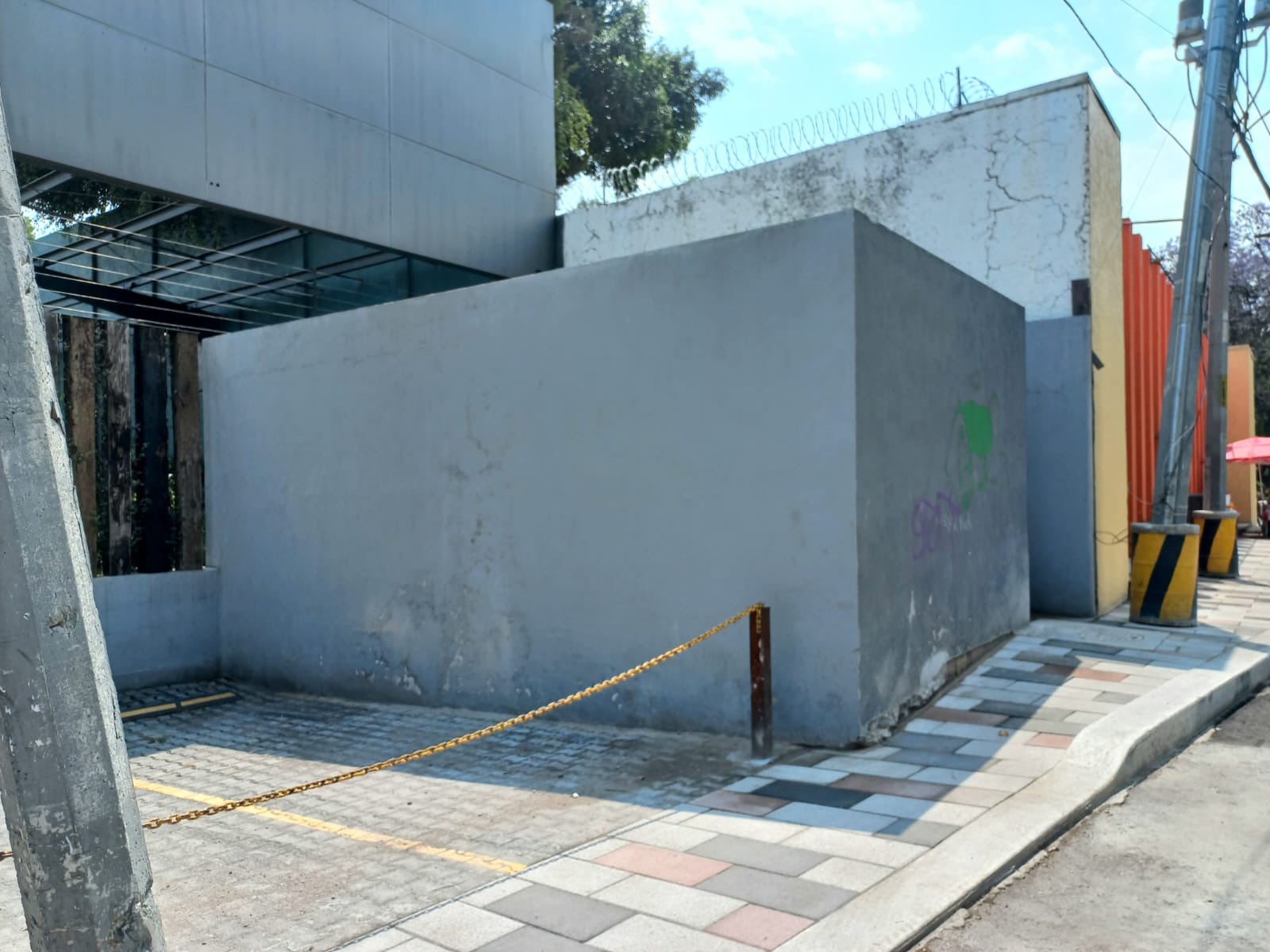 PAZ