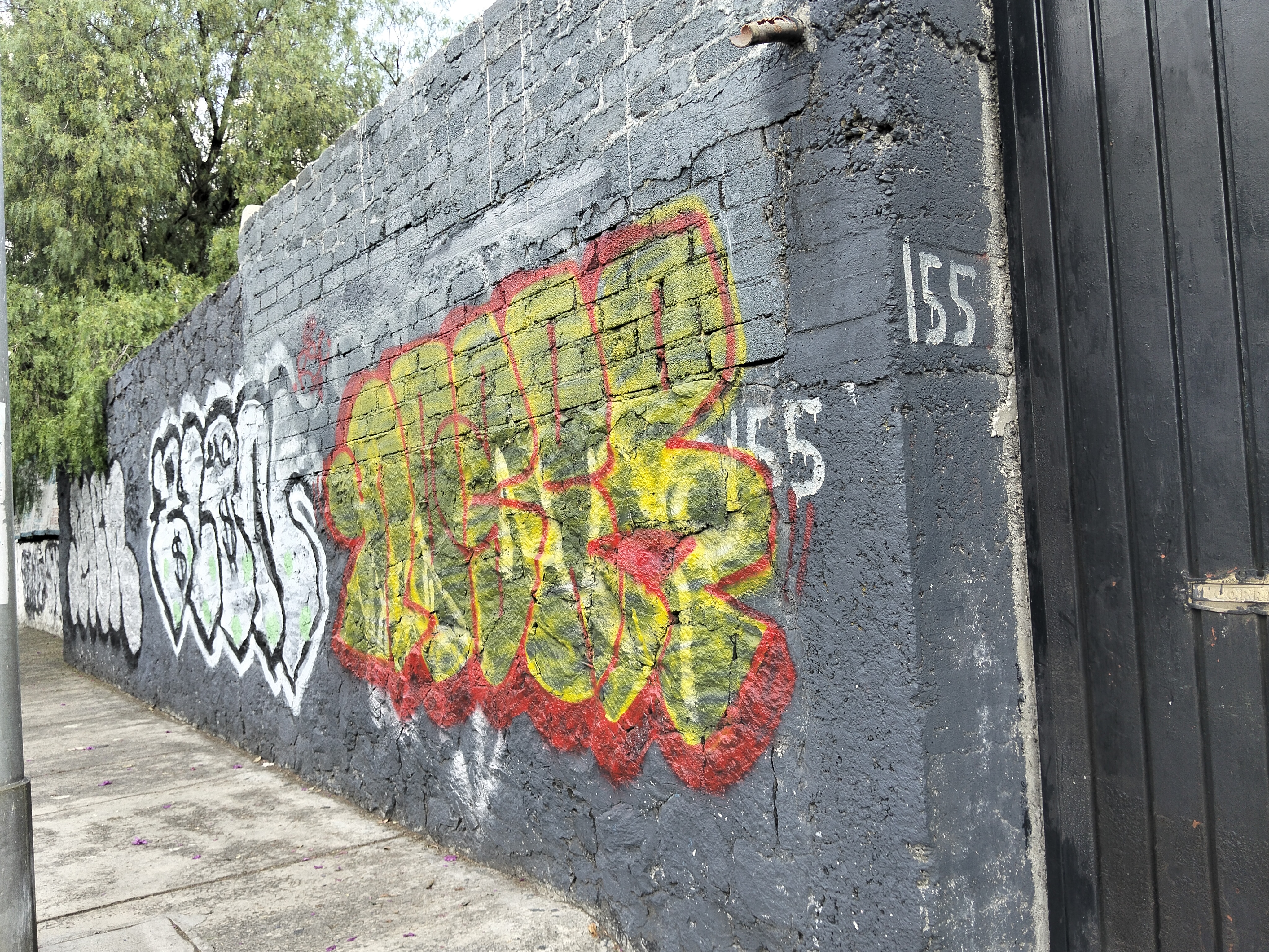 MURAL AVENIDA DEL IMÁN 155