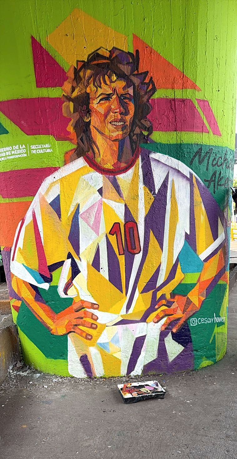 MICHELLE AKERS