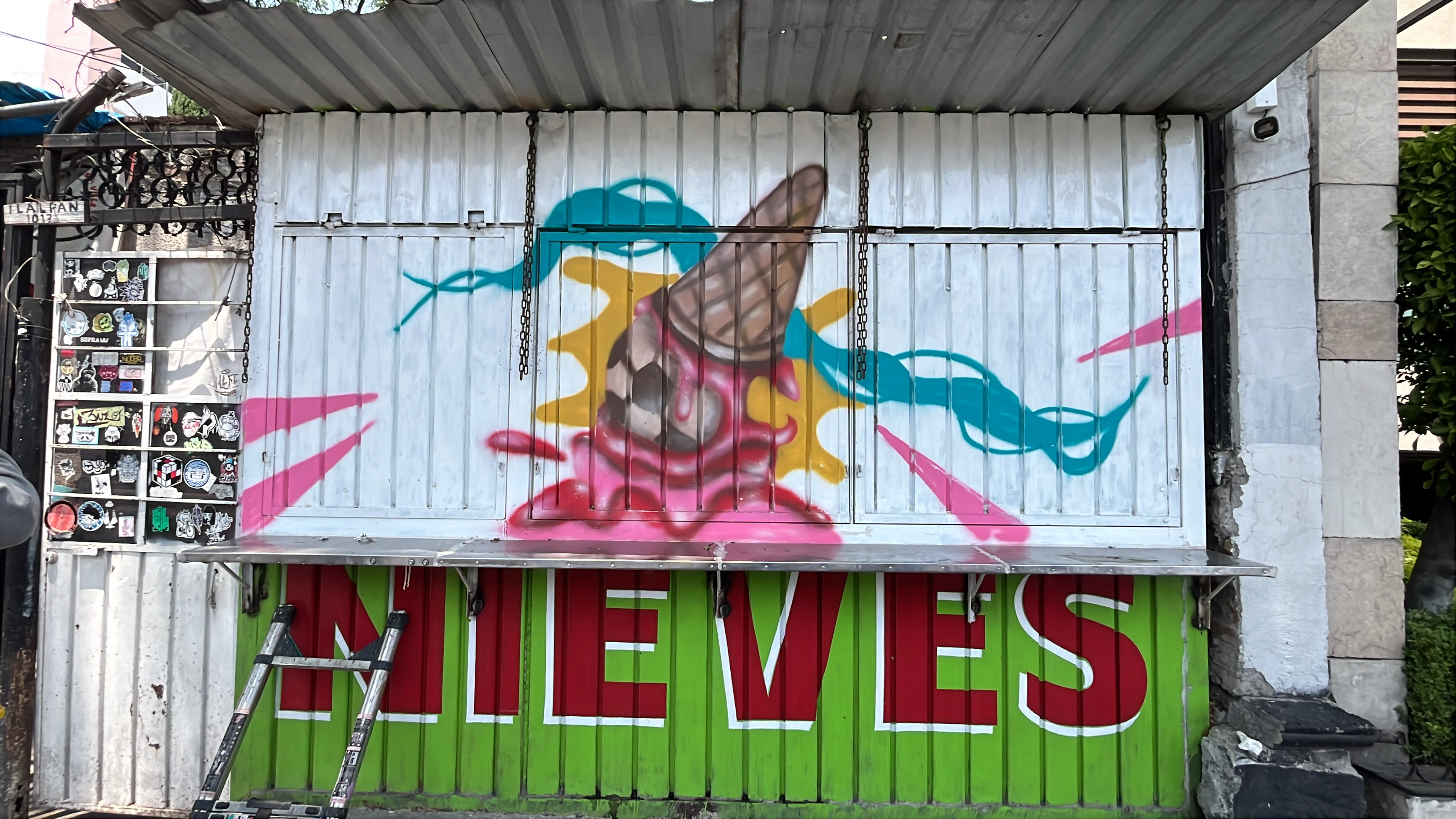 MURAL NIEVES