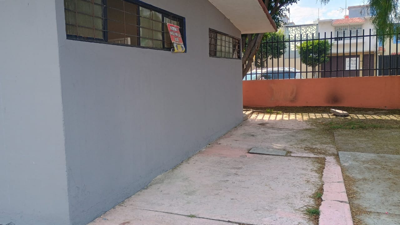 CENTRO DEPORTIVO COFRADÍA 03