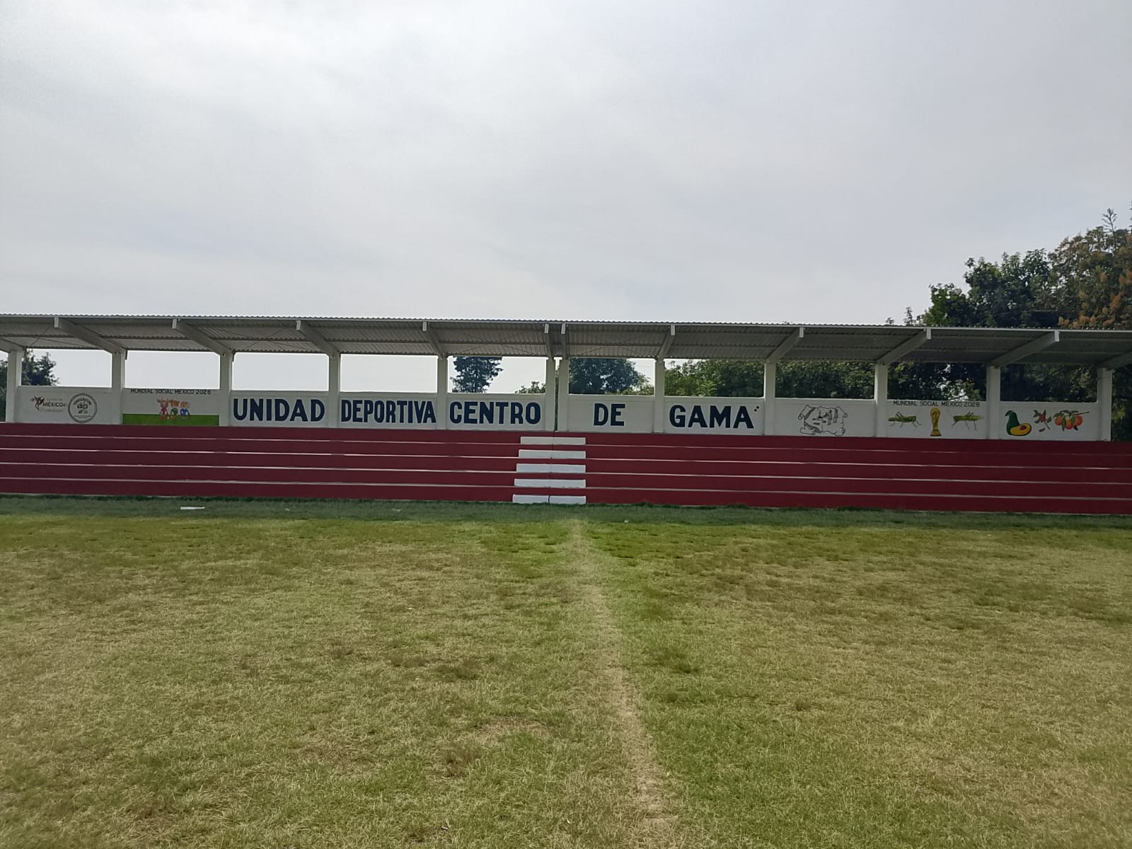 CANCHA DE FÚTBOL CENTRO DE GAMA
