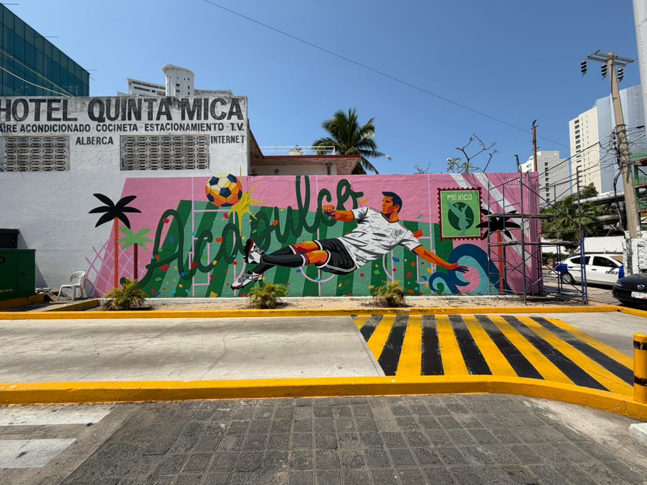 MURAL HOTEL QUINTA MICA