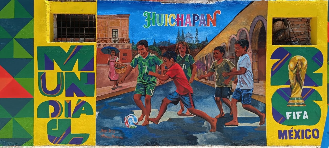 LA BOLA ES DE TODOS