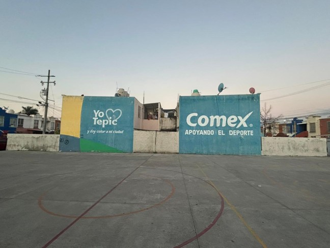 MURAL EN LA CANCHA DE PASEO DEL VALLE REAL I