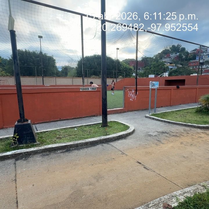 MURAL EN CAMPO DE FÚTBOL APATLACO