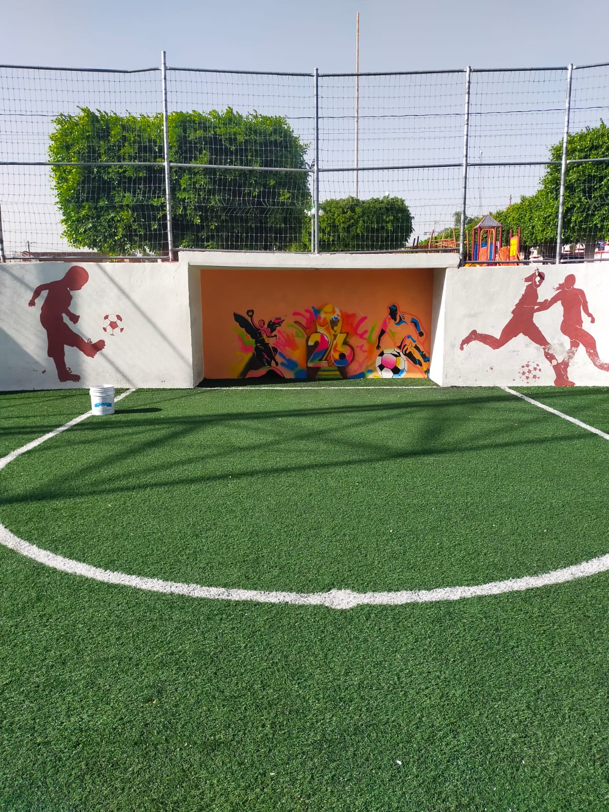 MURAL EN DEPORTIVO TIA ELO