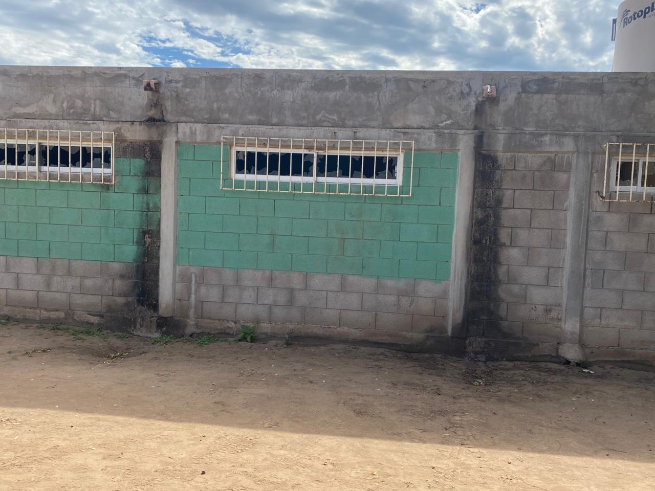 ENTRADA DEL CAMPO DE BÉISBOL DEL ESTADIO DE PERICOS