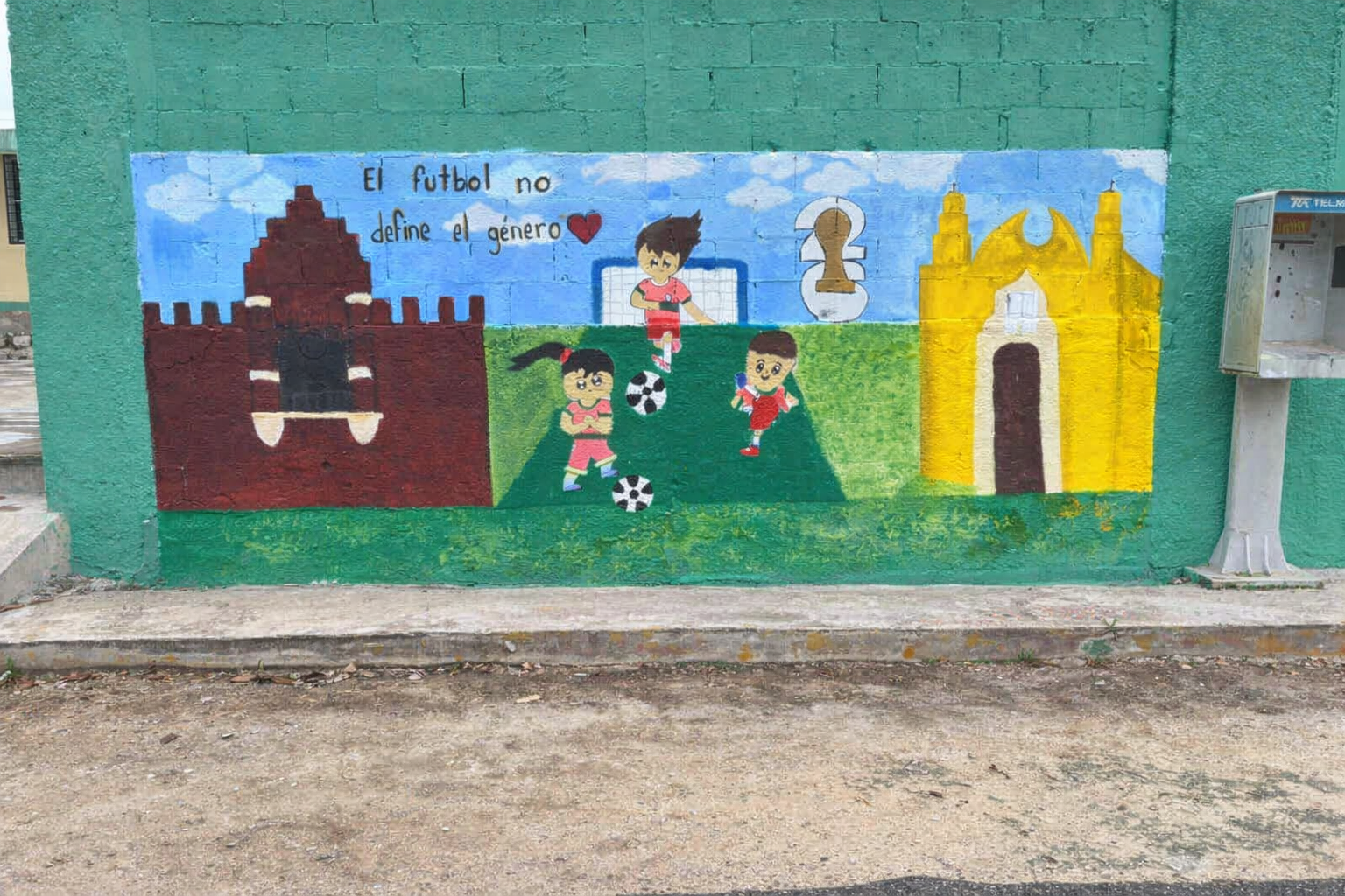 MURAL PRIMARIA PEDRO PABLO ECHEVERRÍA