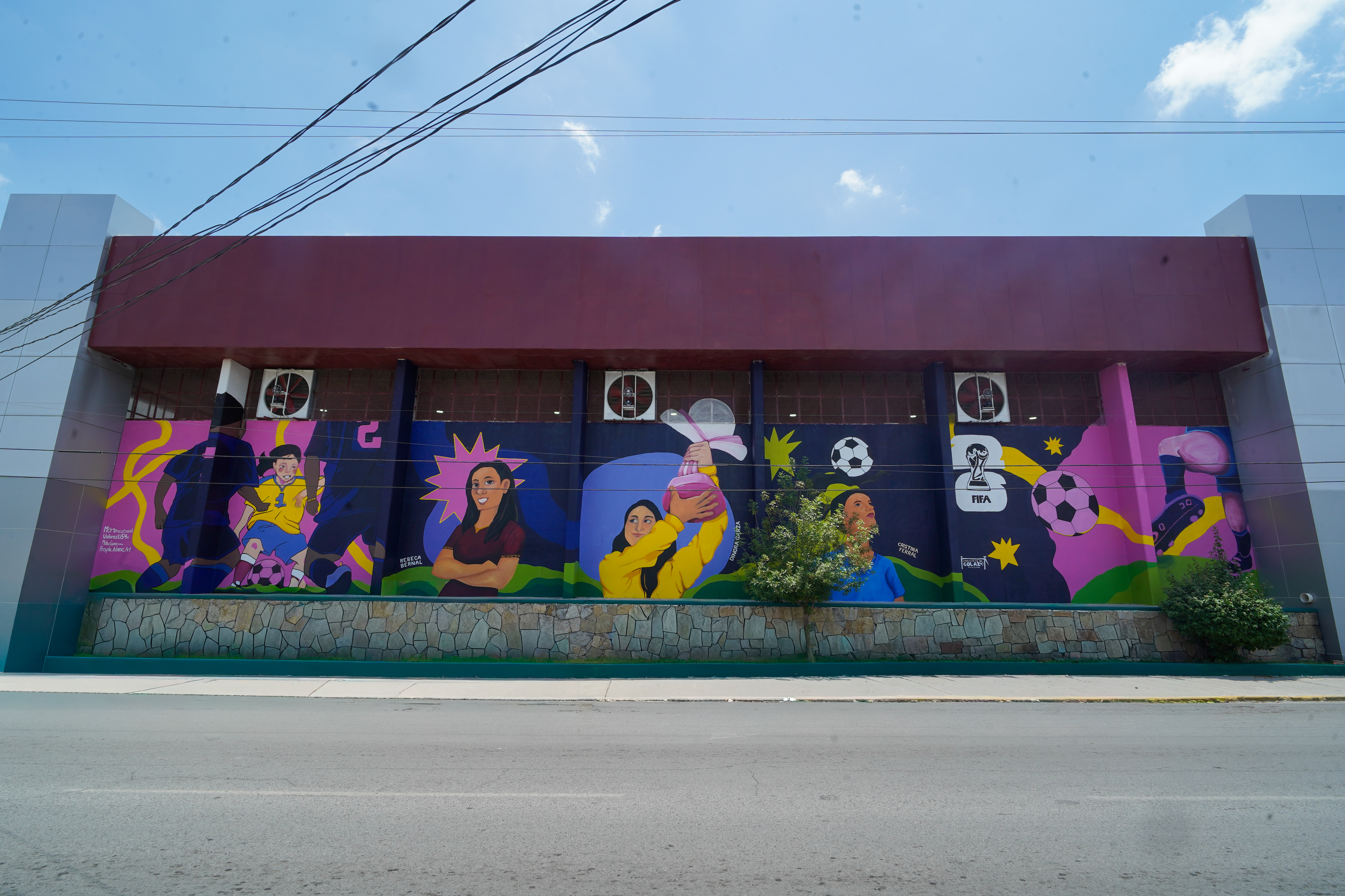 MURAL EN UNIDAD DEPORTIVA ADOLFO RUIZ CORTINES