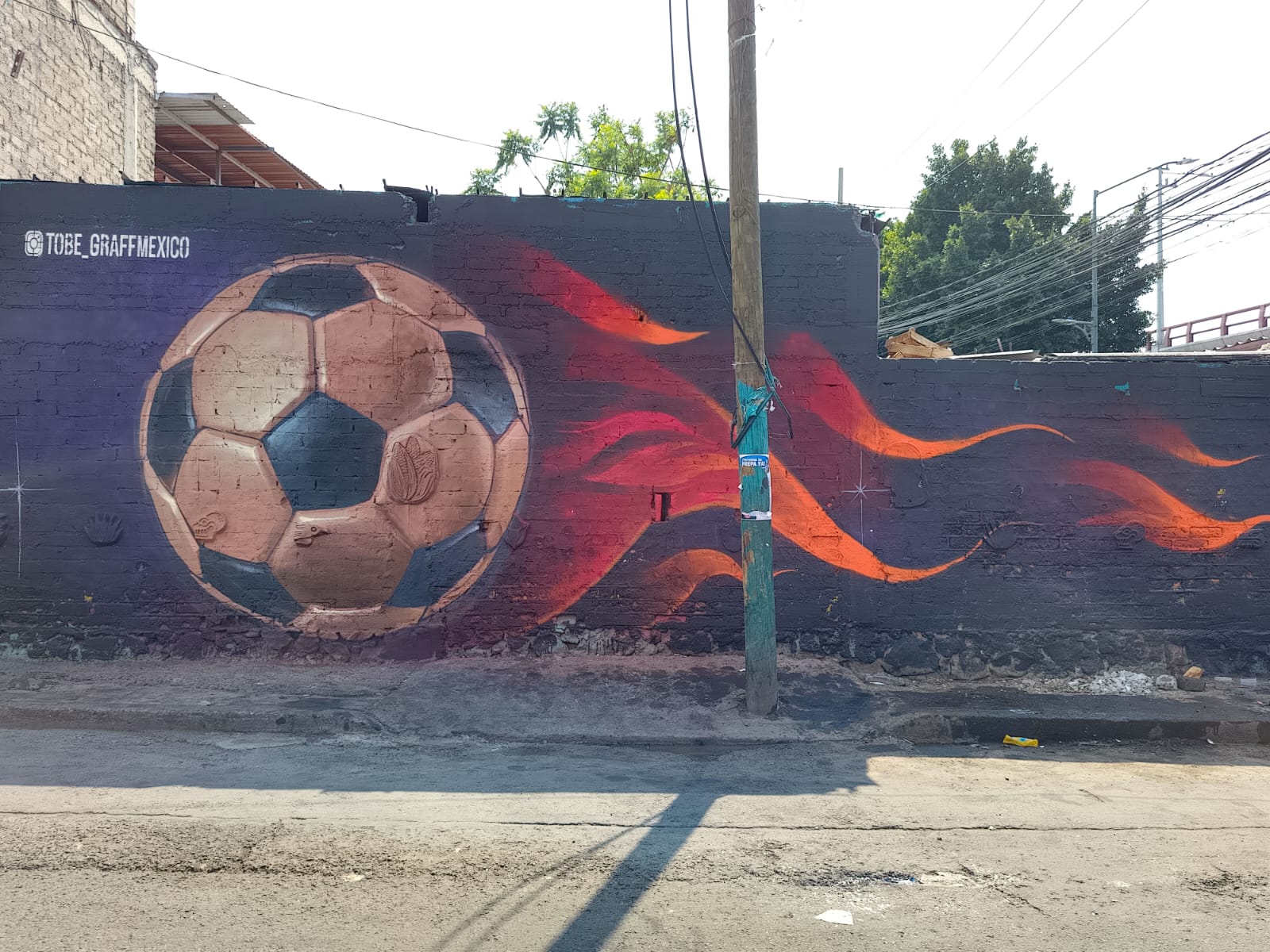 LA PELOTA VUELVE A CASA EN IZTAPALAPA