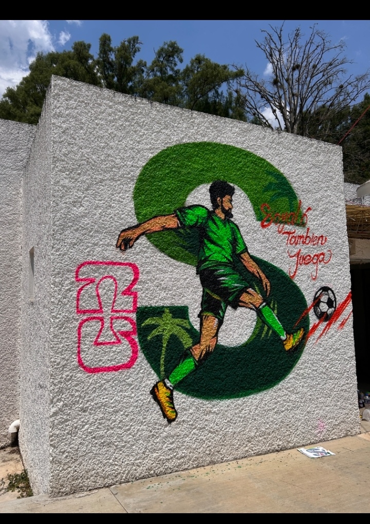 SOYALÓ TAMBIÉN JUEGA