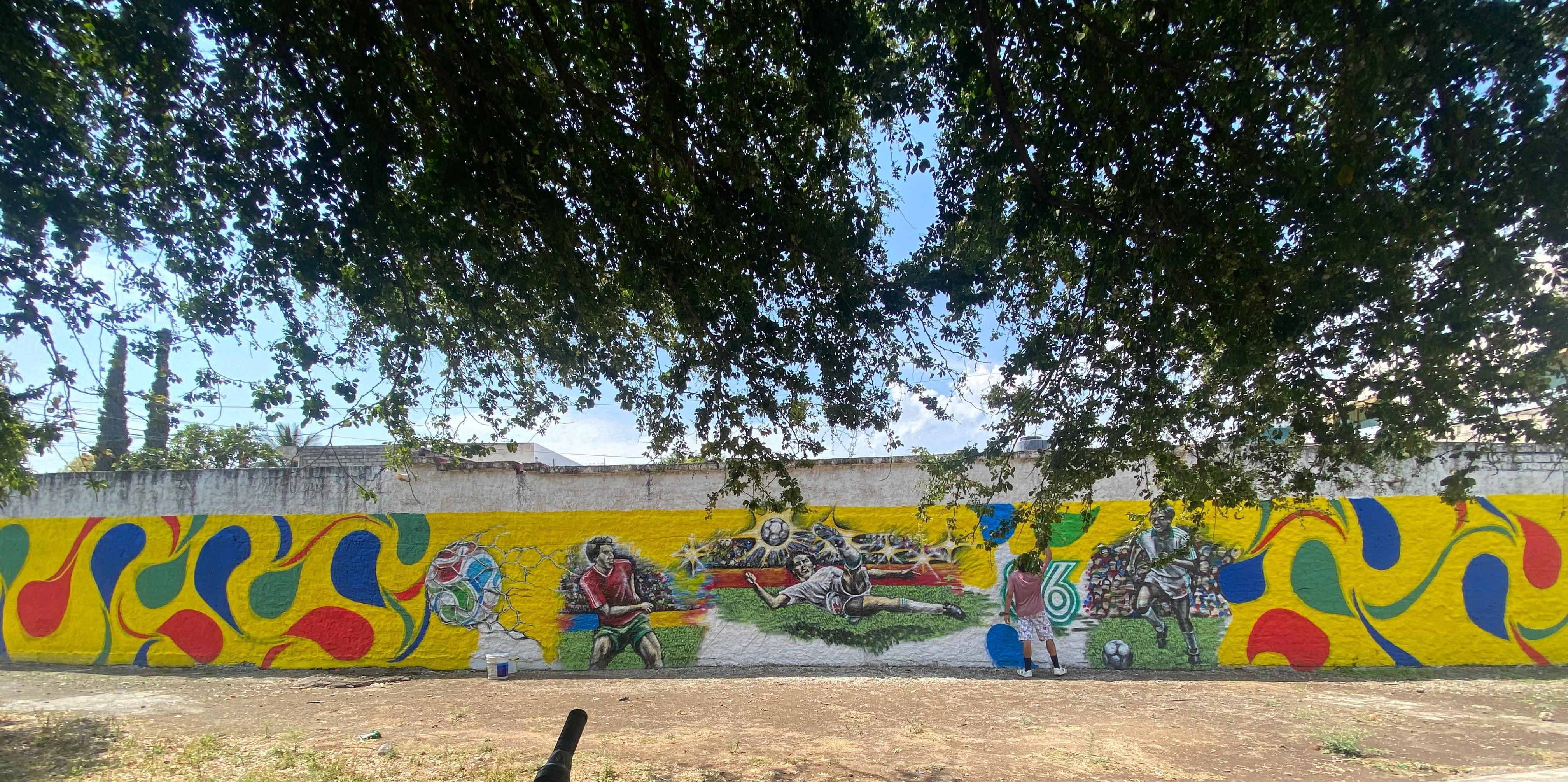 MURAL EN LA COLONIA CAMINERA