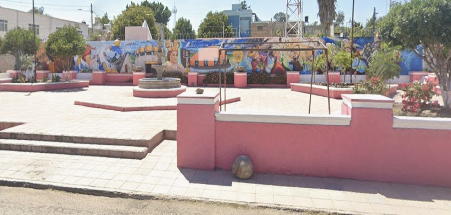 MURO COLINDANTE JARDÍN DE LA VENTA