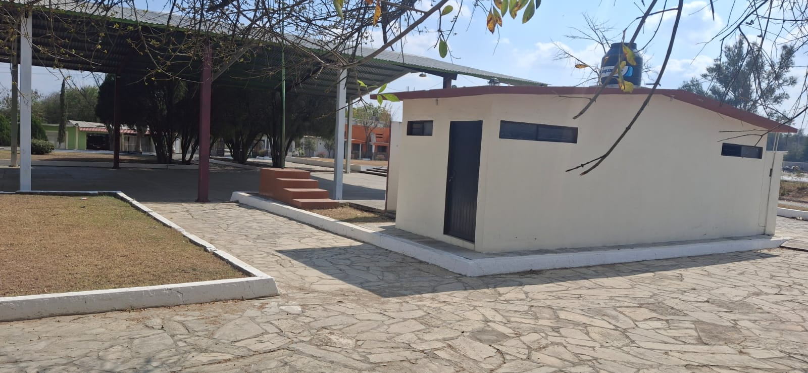 MURAL EN VILLAGRÁN