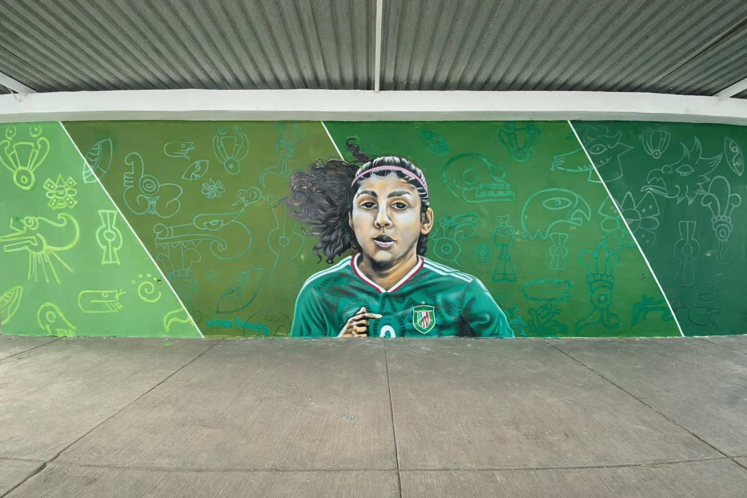 MURAL EN LA CANCHA EL REFUGIO