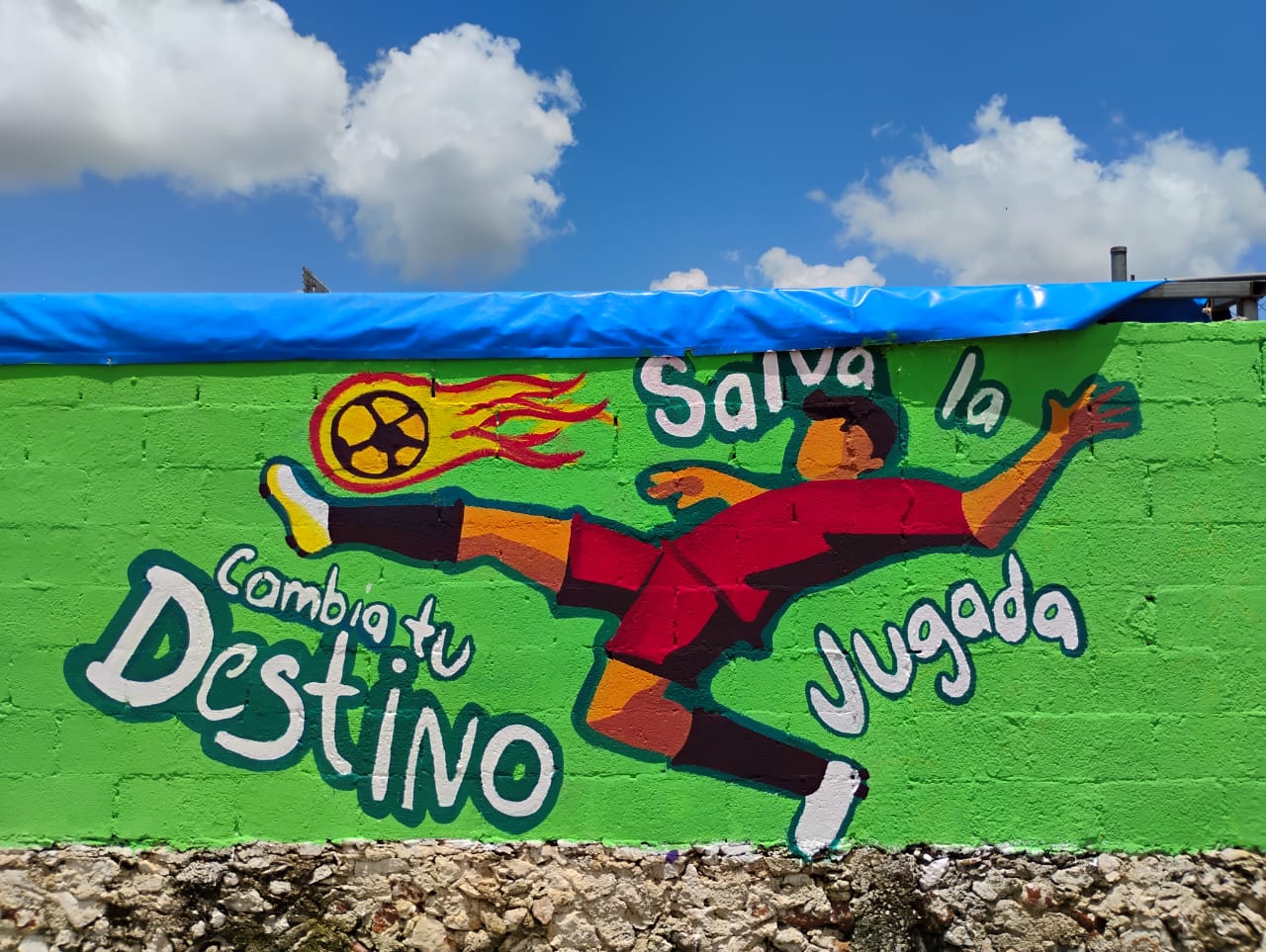 MURAL CAMPO DE FÚTBOL INDEPENDENCIA KANASÍN