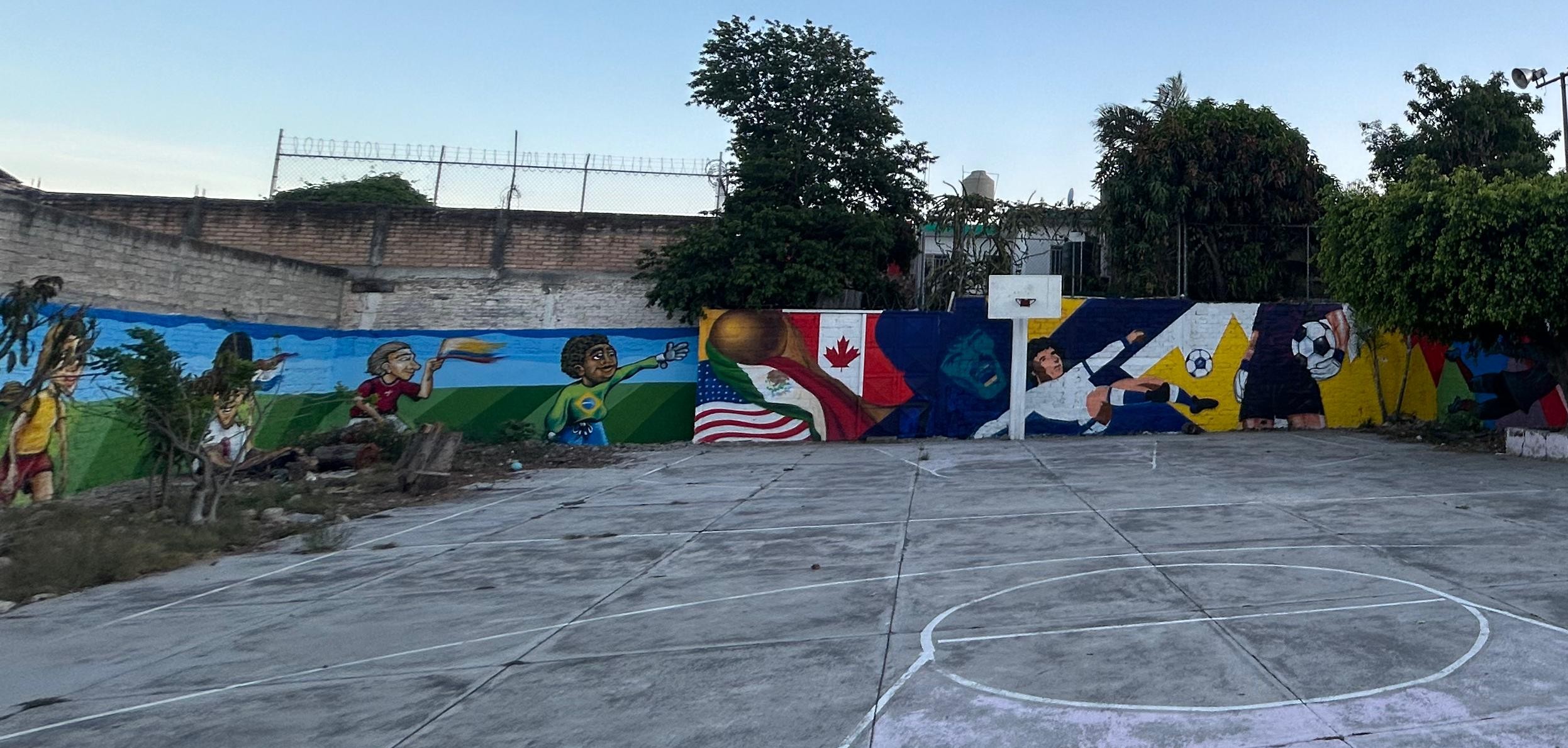 MURAL EN LA COLONIA NUEVA AVIACIÓN
