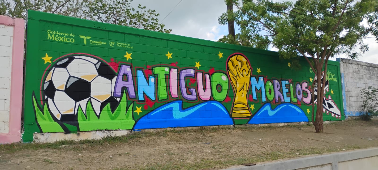 MURAL EN ANTIGUO MORELOS