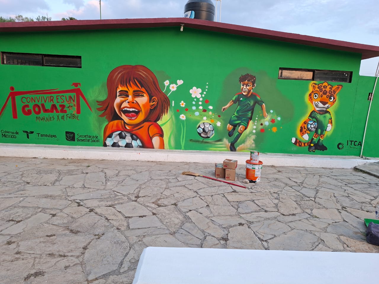 MURAL EN VILLAGRÁN