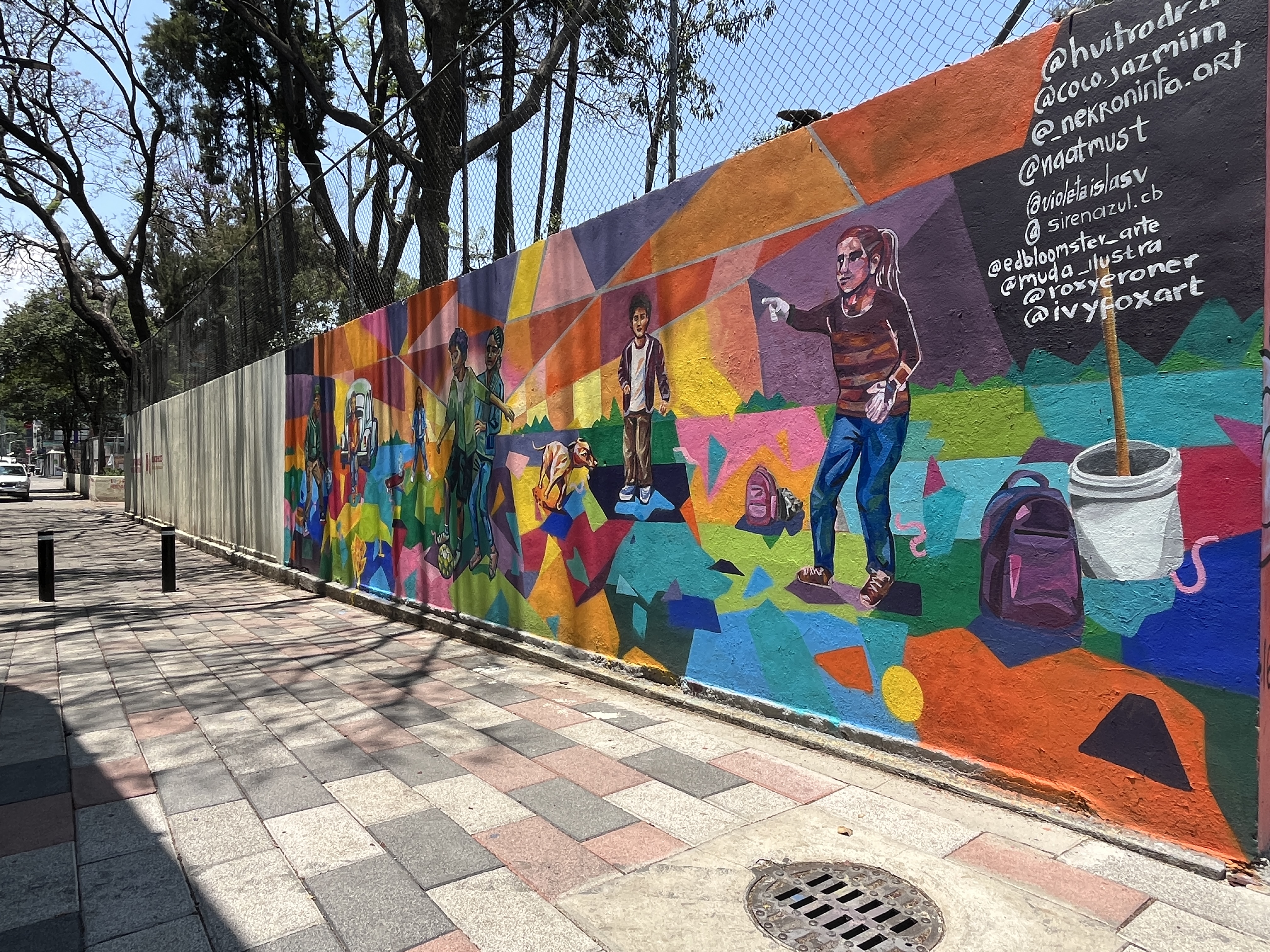 PARQUE DE JUEGOS