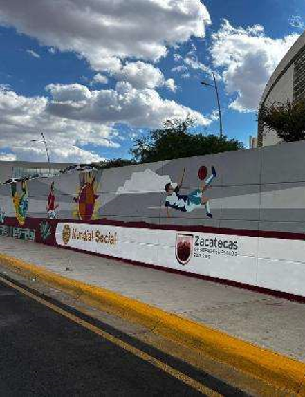 MURAL EN ACCESO PRINCIPAL A CIUDAD GOBIERNO
